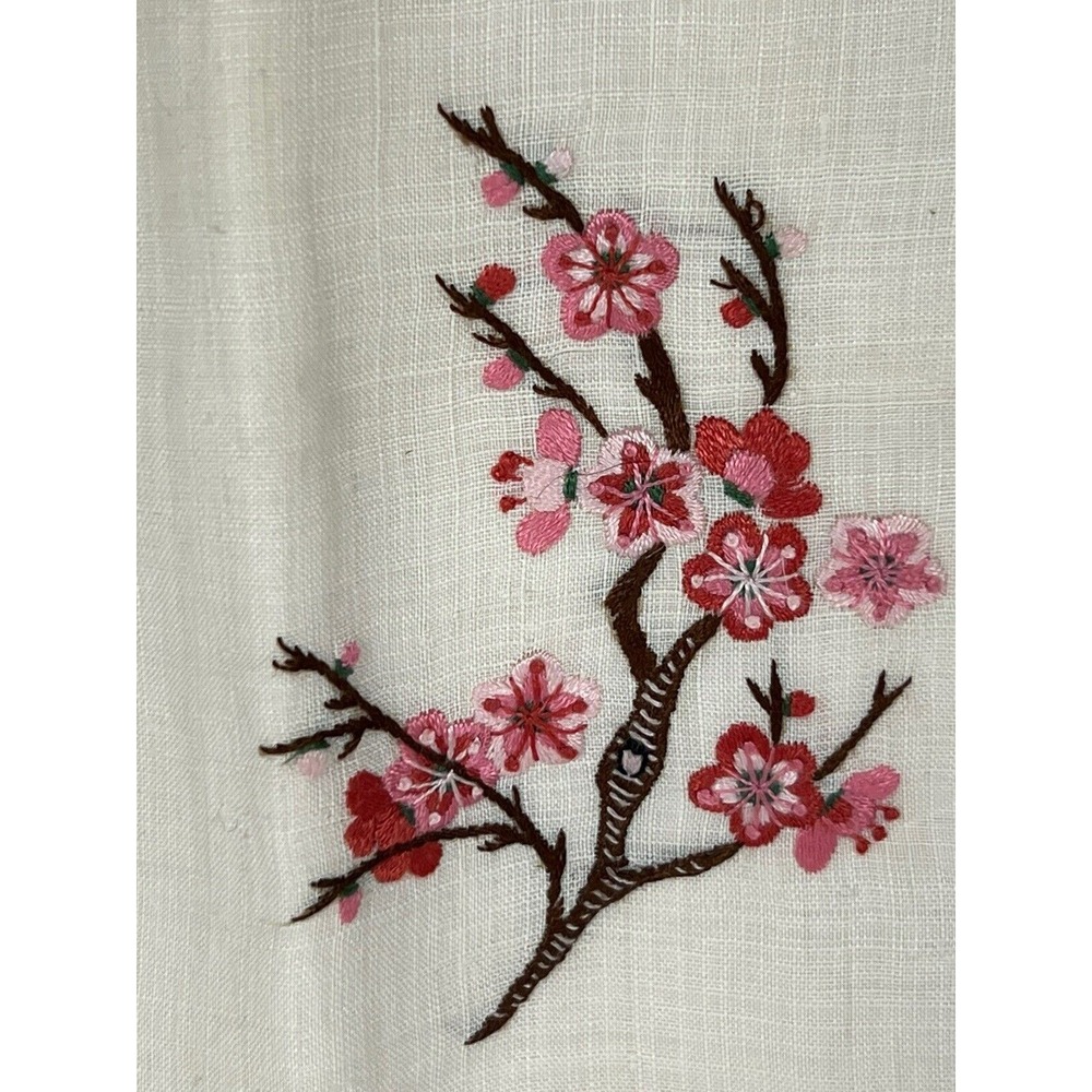 Vintage Embroidered Hankie Pink Daisies Cottagecore Grandmillennial 13x13